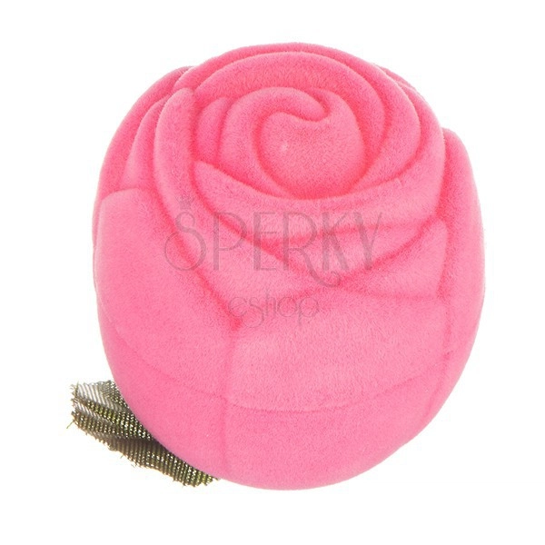 Scatola vellutata per anello - rosa di rosa con fogliette