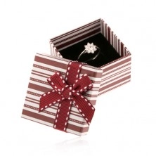Scatola da regalo per anello, nastrini decorativi marroni e bianchi, fiocco bordò