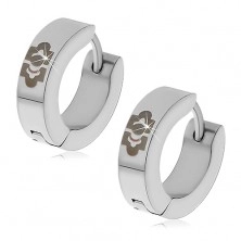 Orecchini in acciaio, colore argento - cerchi con ornamento nero