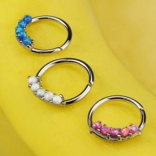 Piercing in acciaio, colore argento, cerchio lucido con opali sintetici