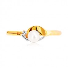 Anello in oro 585 in due colori - linea curva brillante, zircone e perla