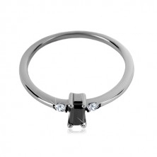 Anello in argento 925 - zircone rettangolare in color nero, zirconi rotondi chiari